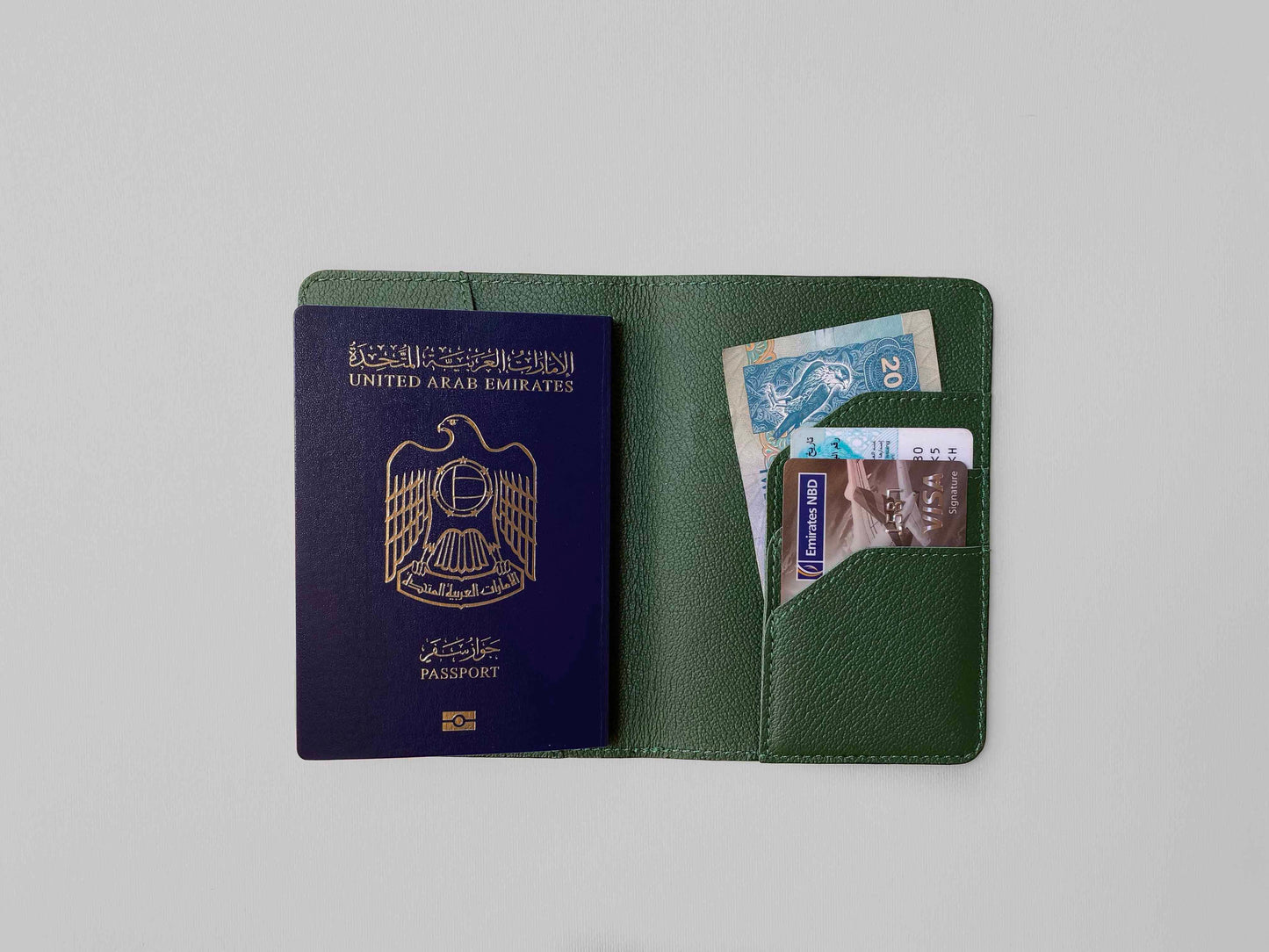 Dubai Passport Holder